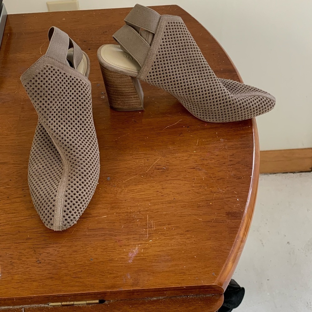 Marc Fisher block heel booties sandals +wear see pics** size 6.5 3 in heel